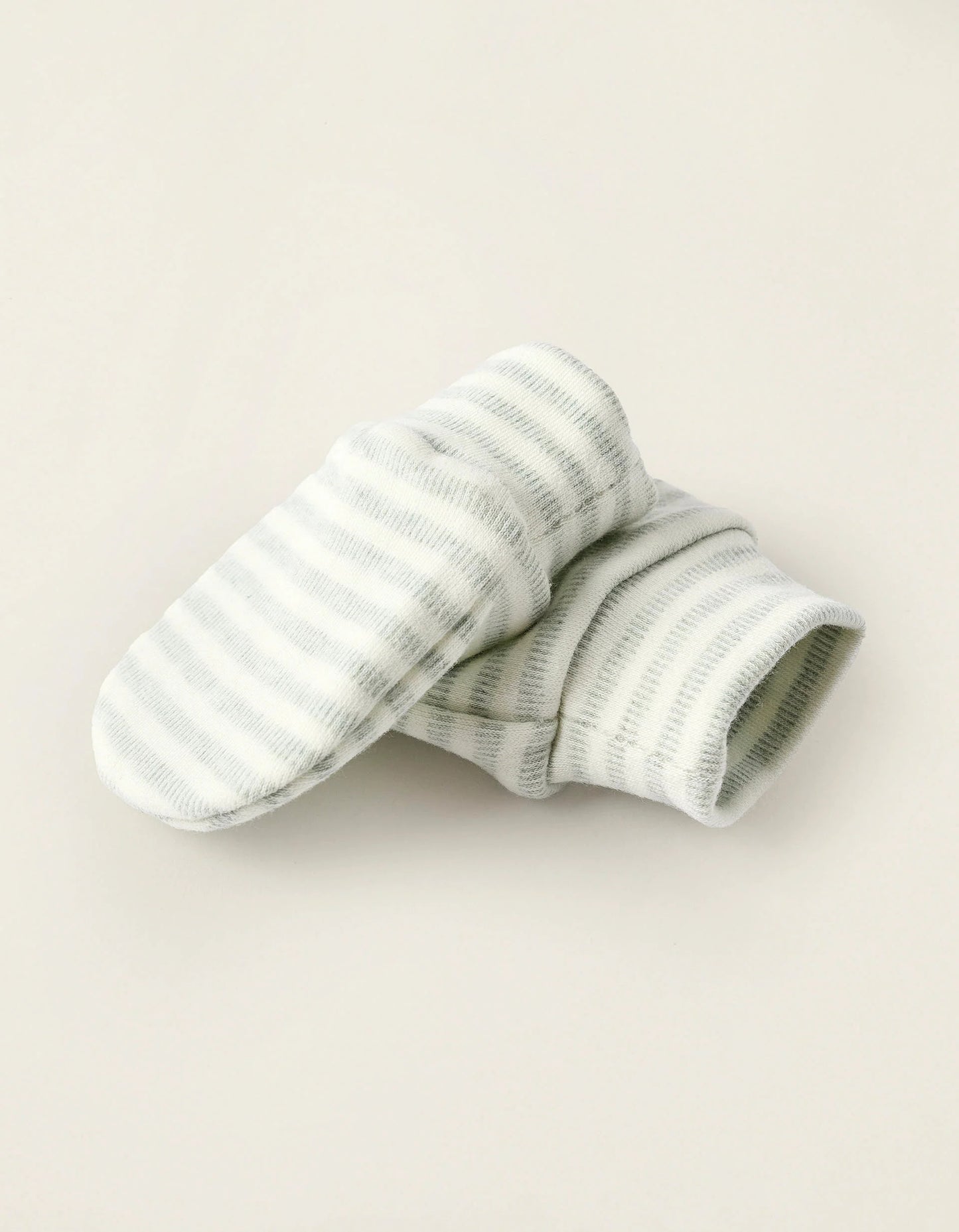 Pack Beanie + Cotton Mittens for Newborns, Green/White