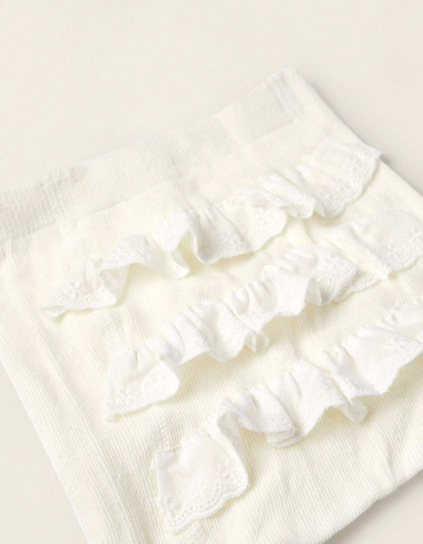 Tights with Ruffles for Newborn Girls and Babies, White
