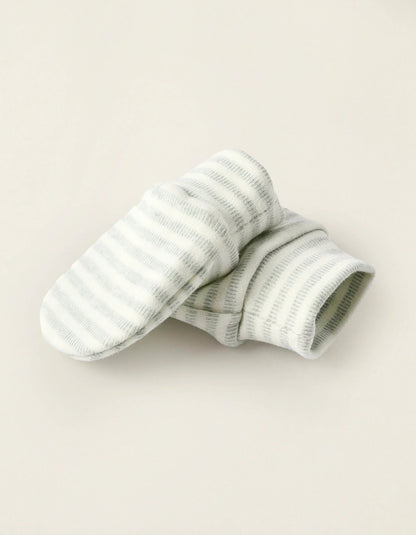 Pack Beanie + Cotton Mittens for Newborns, Green/White