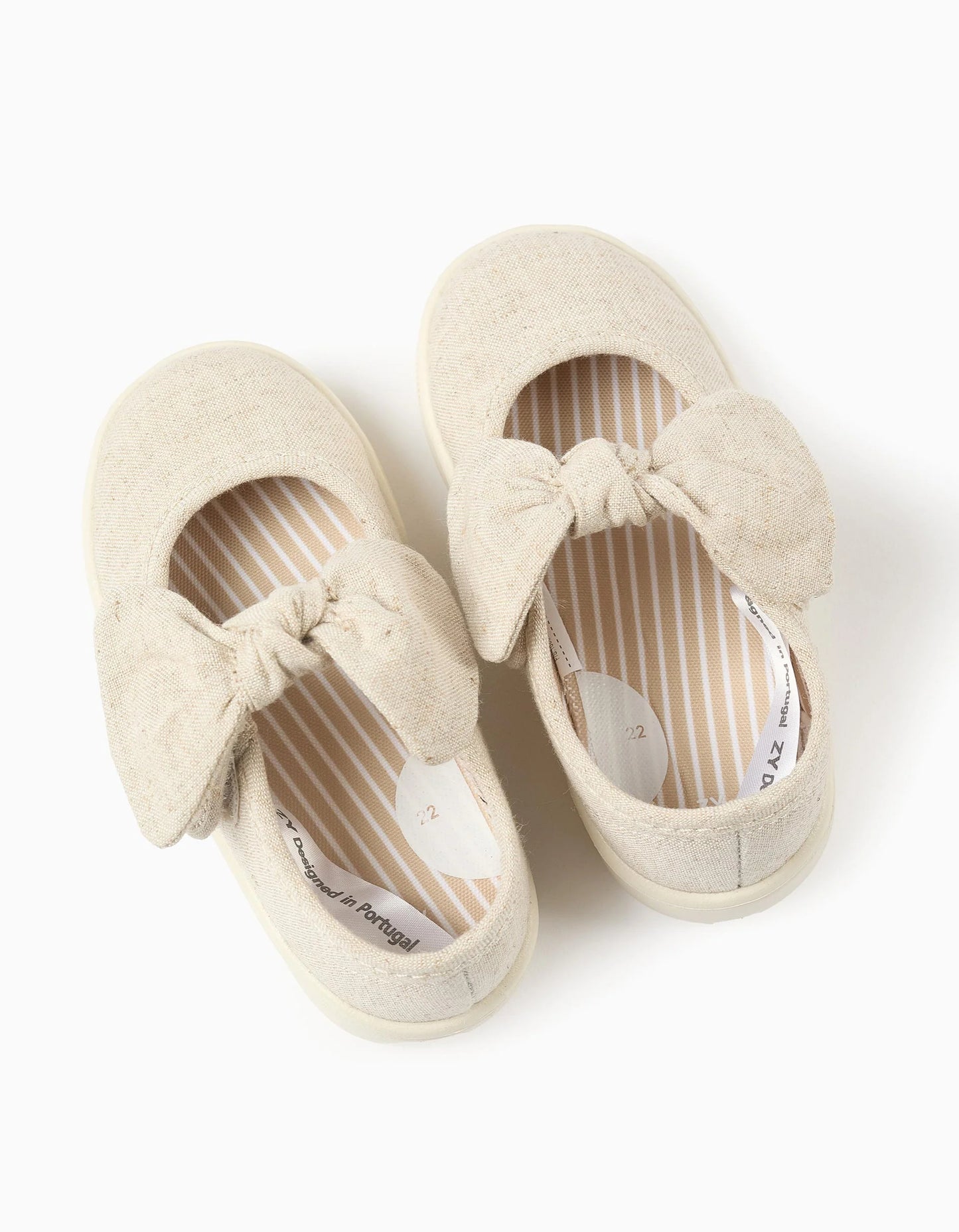 Canvas shoes with flexible sole for baby girls, beige